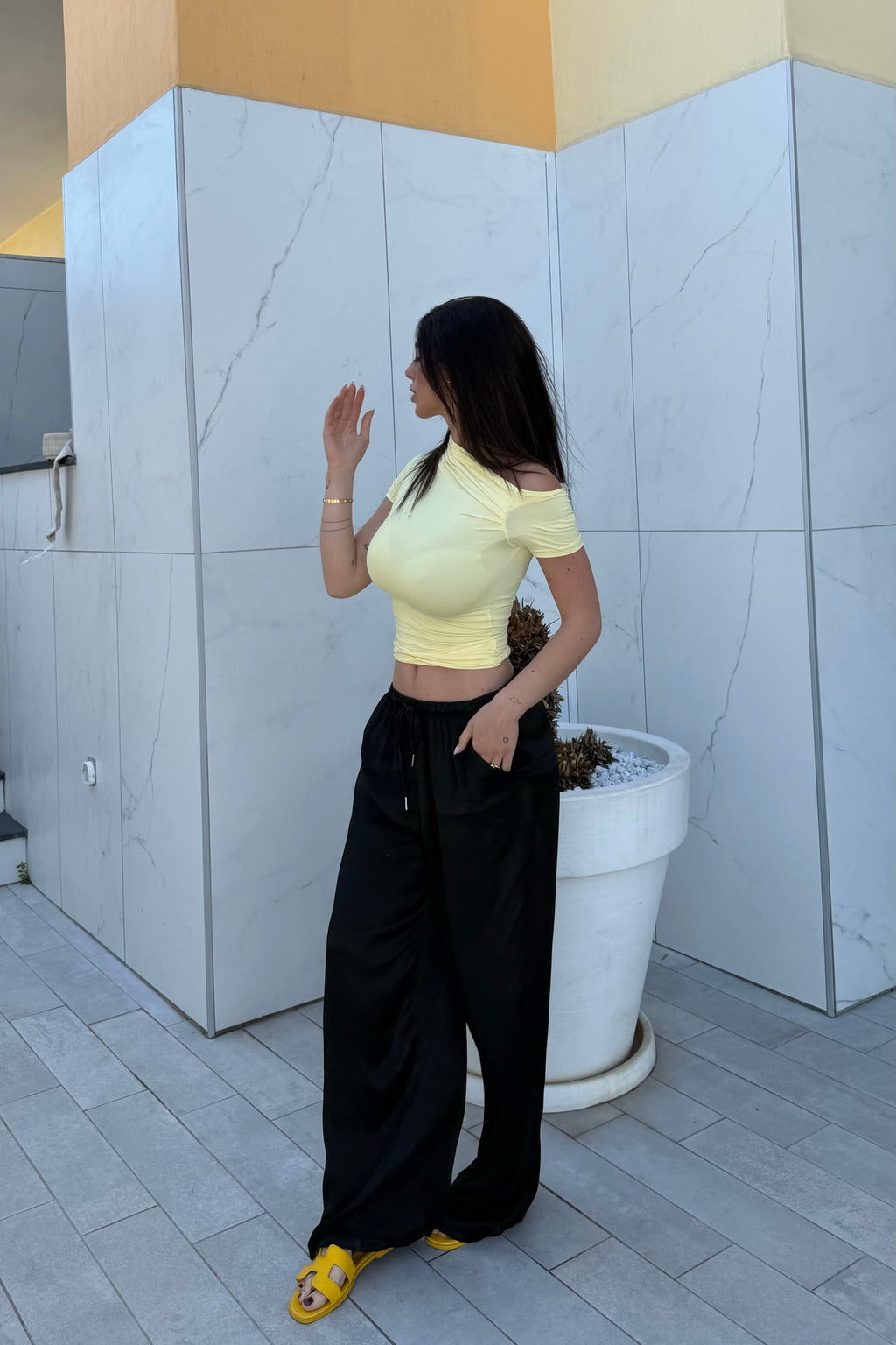 Pantalone raso nero