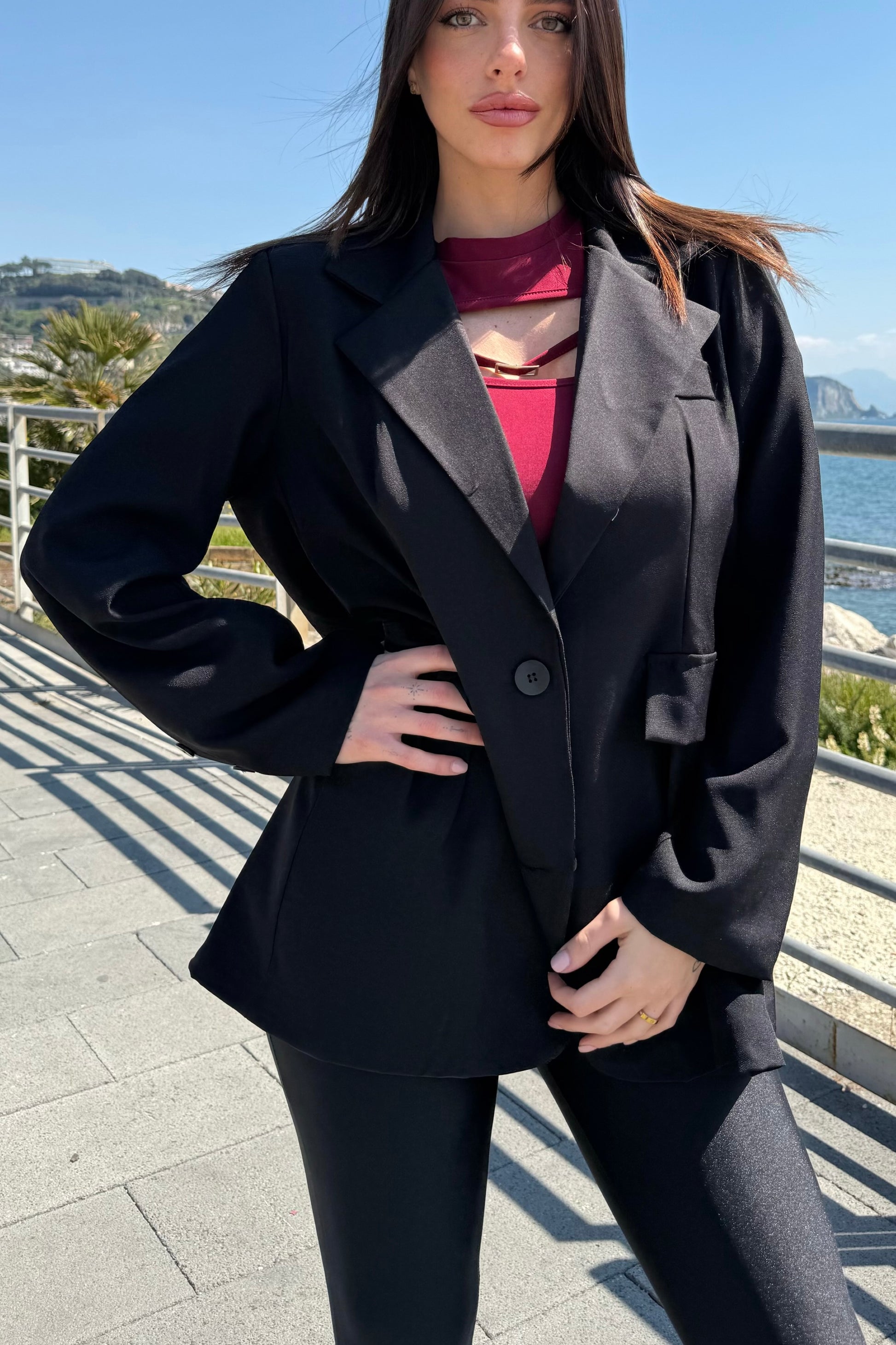 Blazer over nero