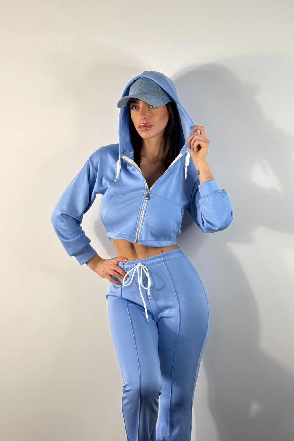 Tuta chic azzurra